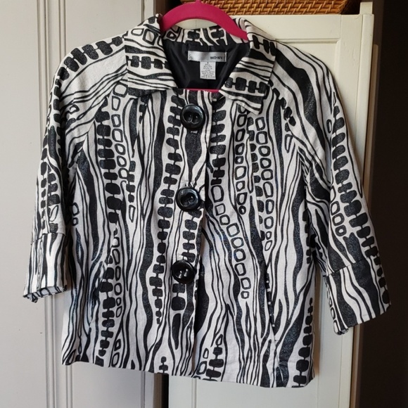 WD.NY Tops - WD•NY Dressy Ladies Top Linen Jacket size 4
